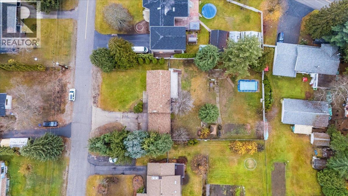 1408 Meadowbrook Drive, Castlegar, British Columbia  V1N 3M1 - Photo 7 - 10378344