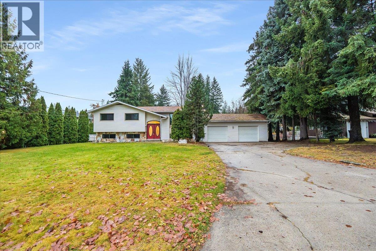 1408 Meadowbrook Drive, Castlegar, British Columbia  V1N 3M1 - Photo 8 - 10378344