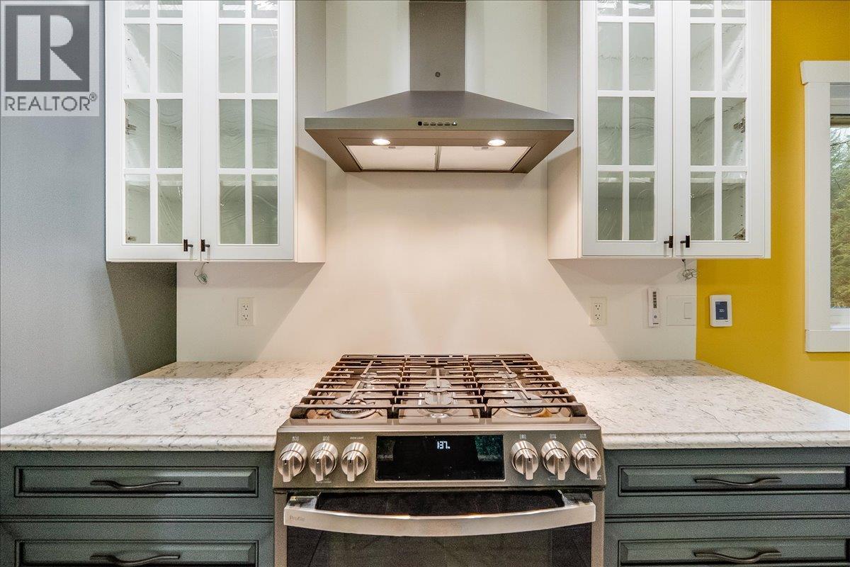 1408 Meadowbrook Drive, Castlegar, British Columbia  V1N 3M1 - Photo 65 - 10378344