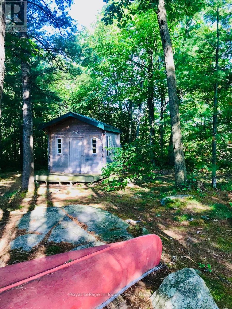 1916 Six Mile Lake Shore Island, Georgian Bay (Baxter), Ontario  L0K 1S0 - Photo 29 - X12861736