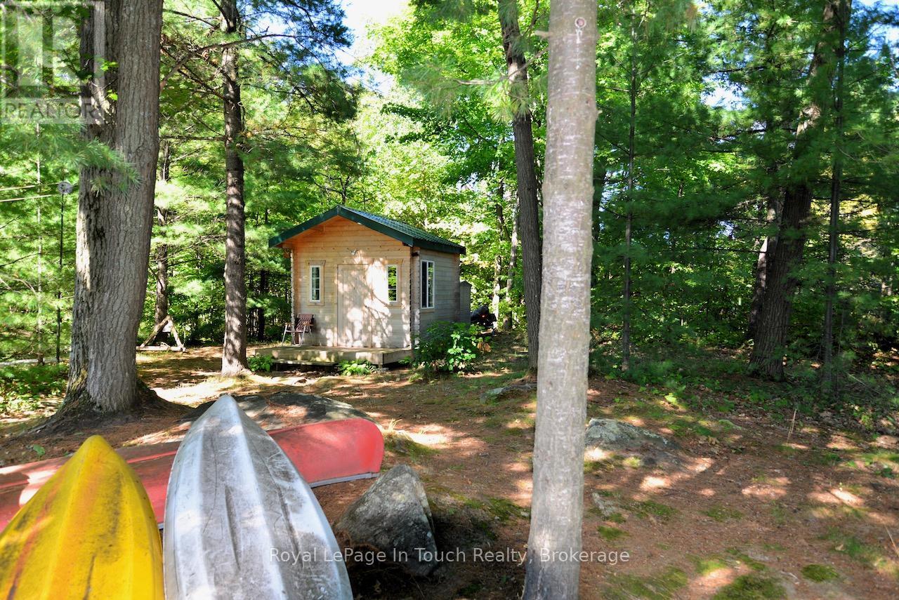 1916 Six Mile Lake Shore Island, Georgian Bay (Baxter), Ontario  L0K 1S0 - Photo 31 - X12861736