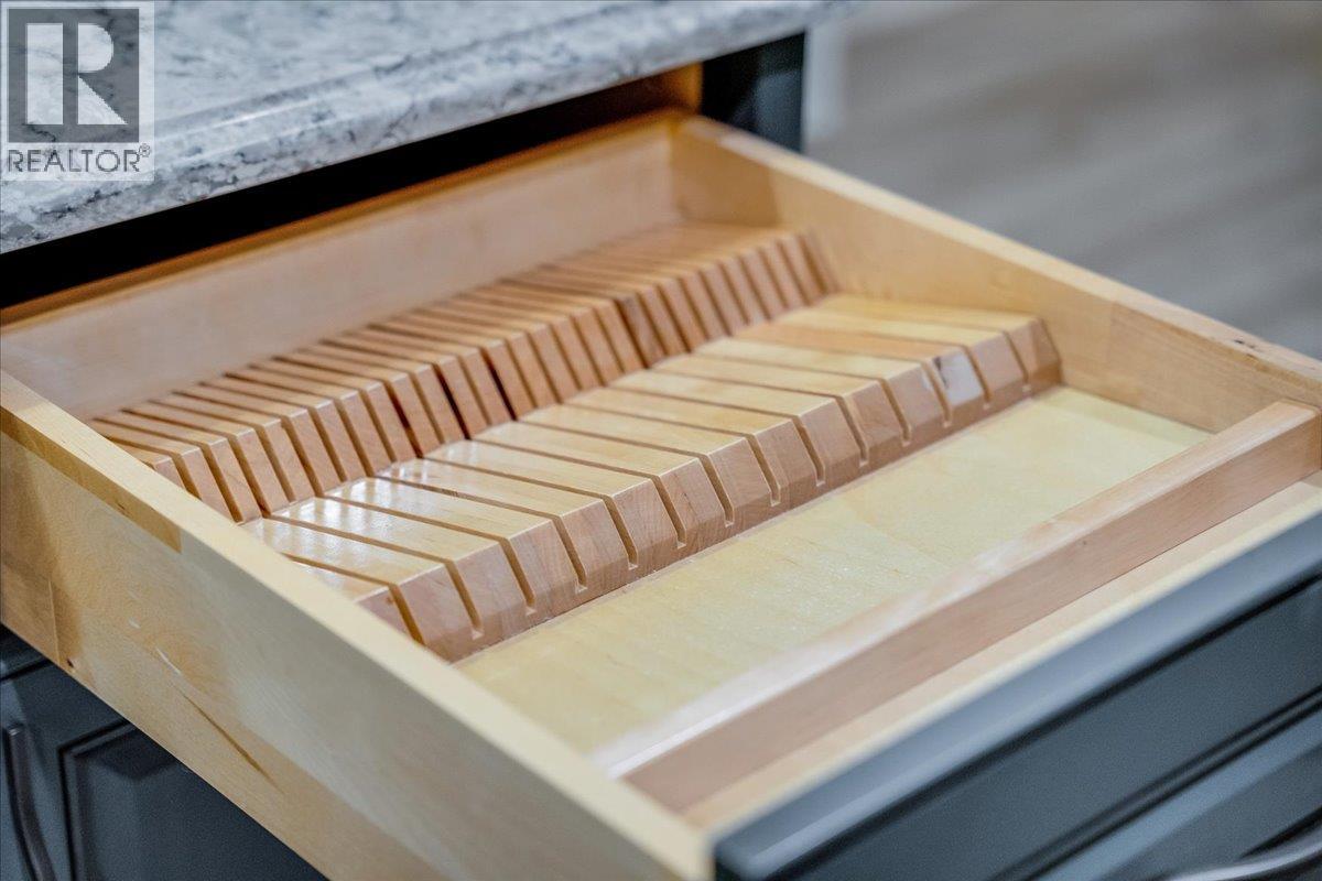 1408 Meadowbrook Drive, Castlegar, British Columbia  V1N 3M1 - Photo 69 - 10378344