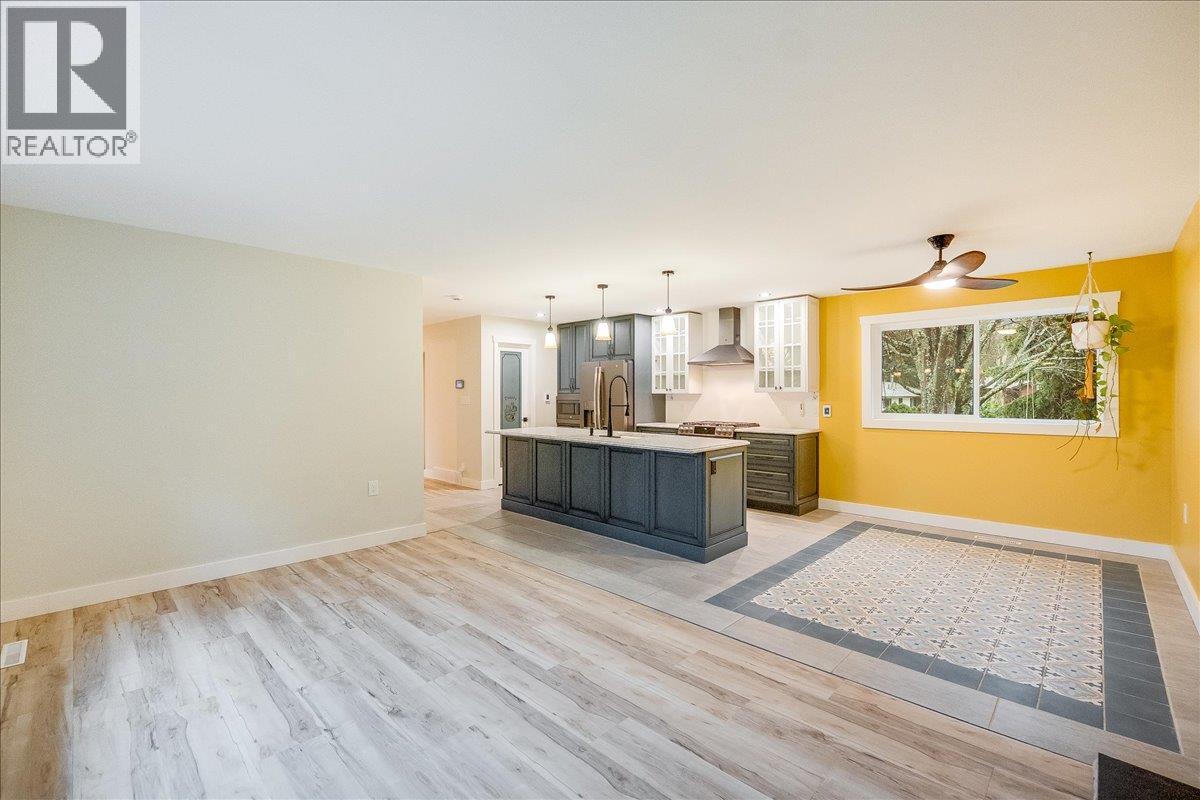 1408 Meadowbrook Drive, Castlegar, British Columbia  V1N 3M1 - Photo 60 - 10378344