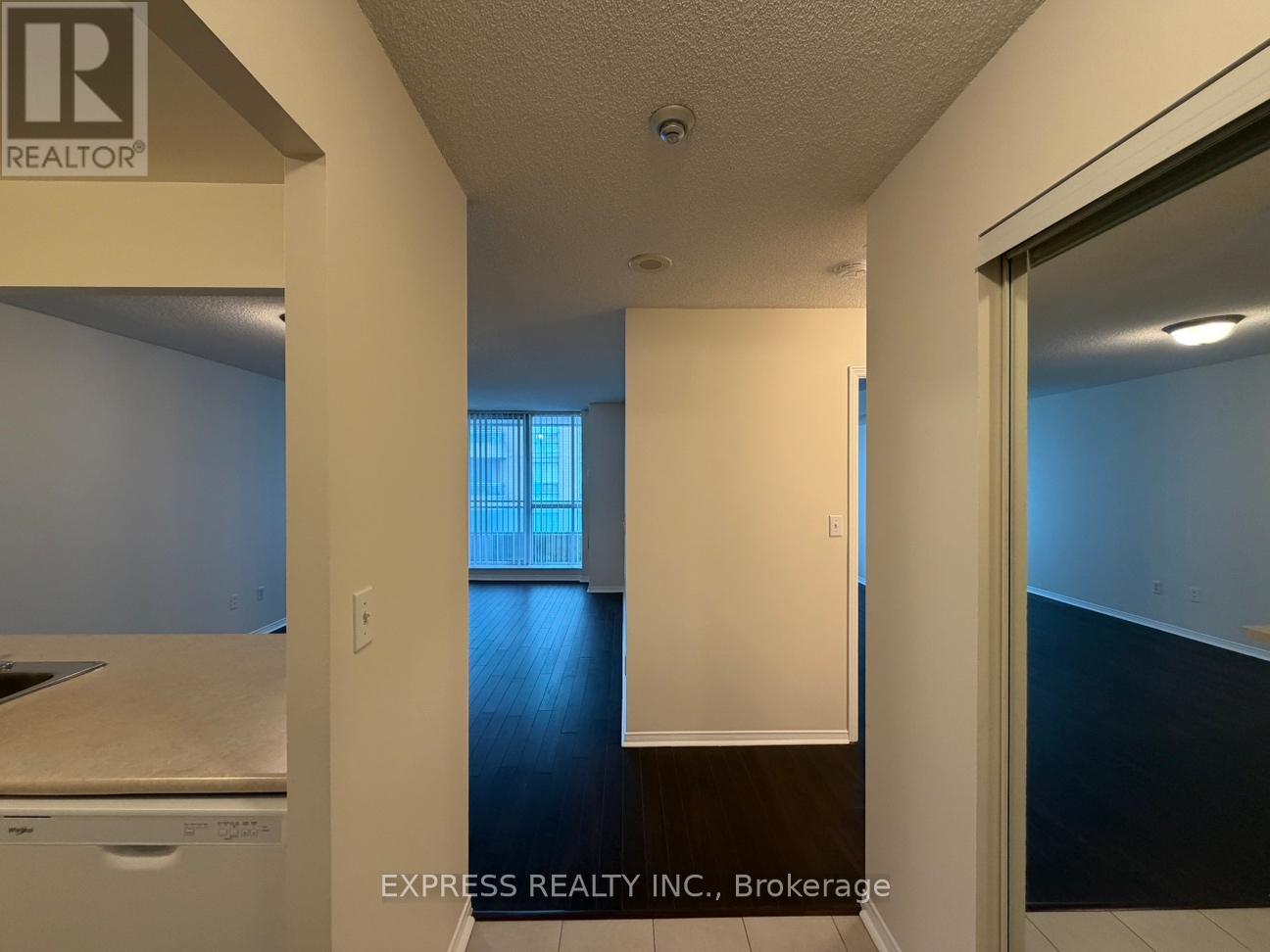 LPH02 - 29 PEMBERTON AVENUE, Toronto, Ontario