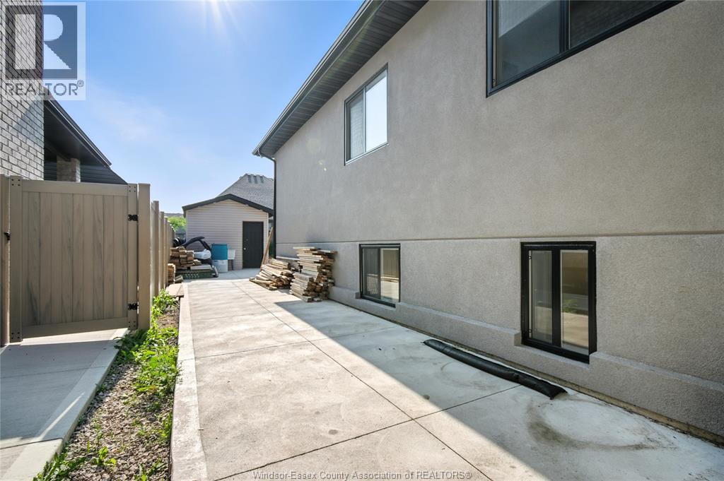 1541 Clearwater Avenue, Windsor, Ontario  N8P 0E9 - Photo 6 - 26004866