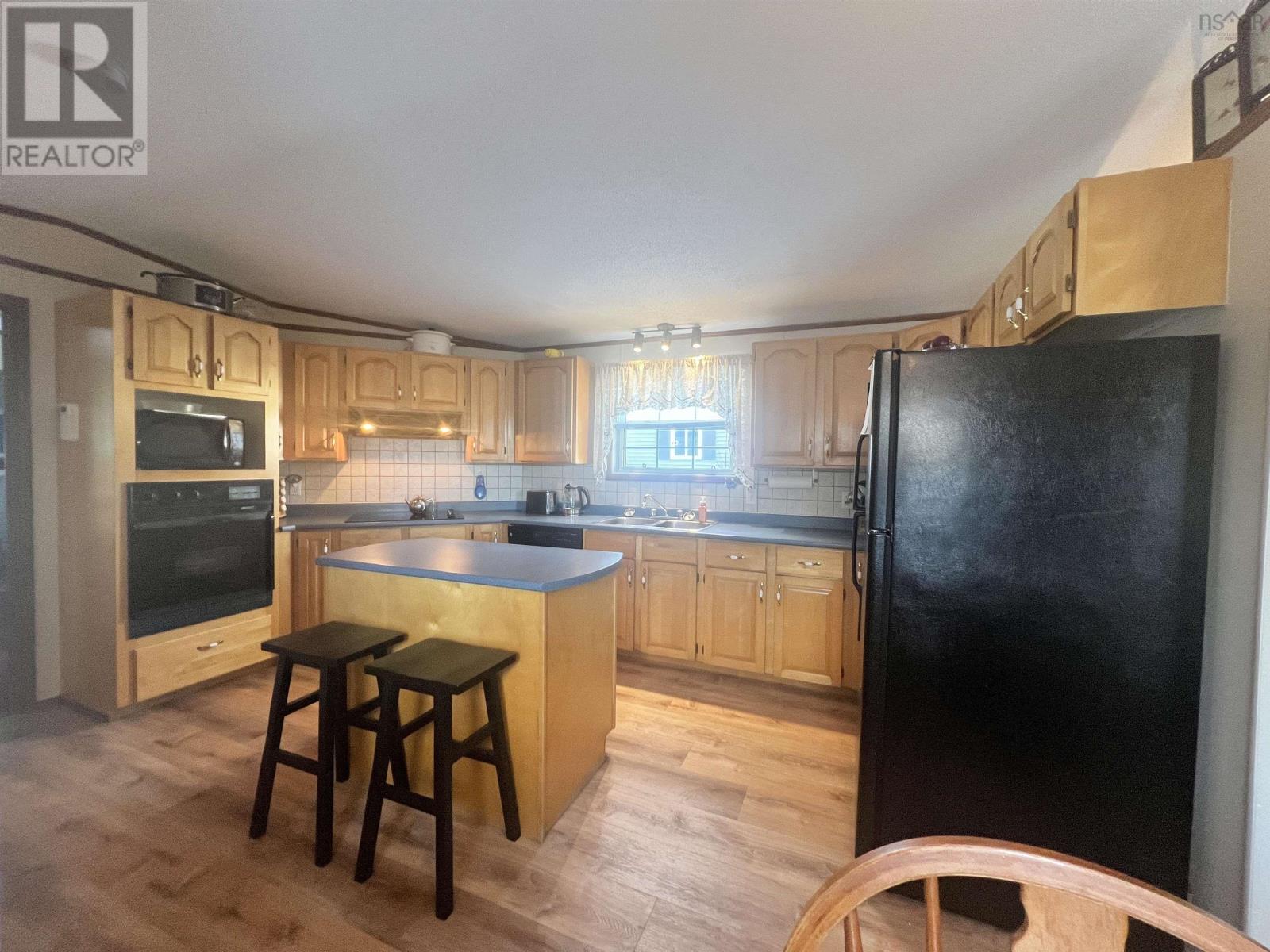 214 Parklane Drive, Lower Sackville, Nova Scotia  B4C 2X1 - Photo 5 - 202604143