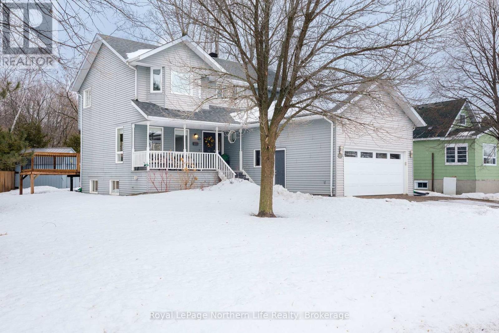 30 GLADSTONE AVENUE, north bay (ferris), Ontario