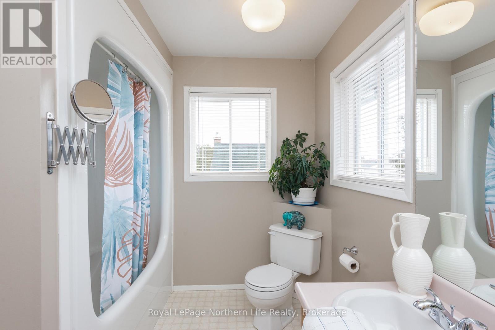 30 Gladstone Avenue, North Bay (Ferris), Ontario  P1A 2L3 - Photo 33 - X12861726