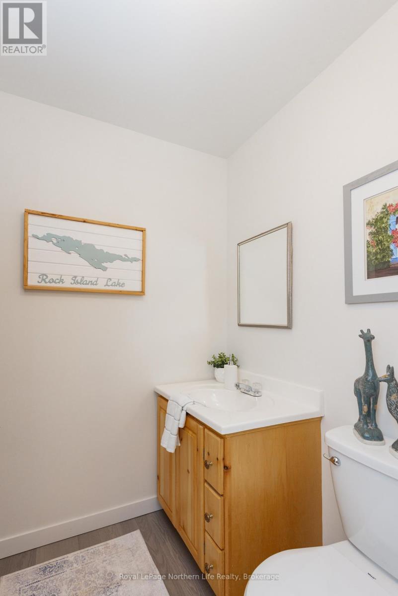 30 Gladstone Avenue, North Bay (Ferris), Ontario  P1A 2L3 - Photo 42 - X12861726