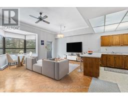 105 - 166 OLIVE STREET, East Gwillimbury, Ontario