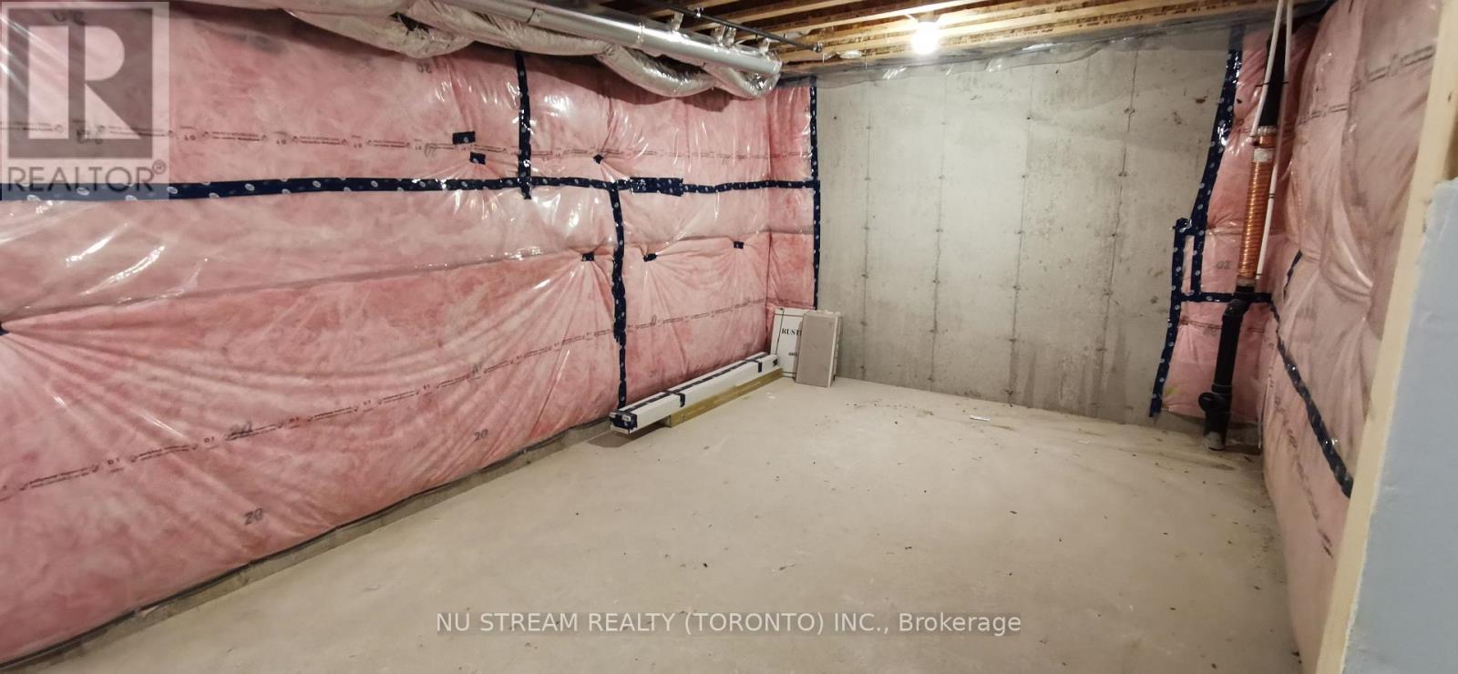 9 Carl Hill Lane, Richmond Hill, Ontario  L4C 5W8 - Photo 27 - N12861626