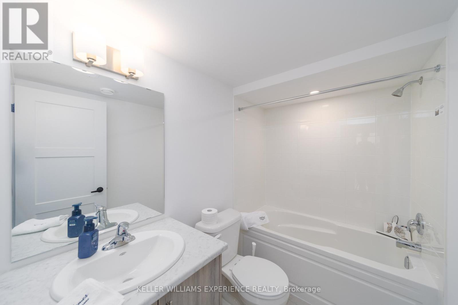 6 - 53 Pumpkin Corner Crescent, Barrie (Innis-Shore), Ontario  L9J 0T5 - Photo 13 - S12861648