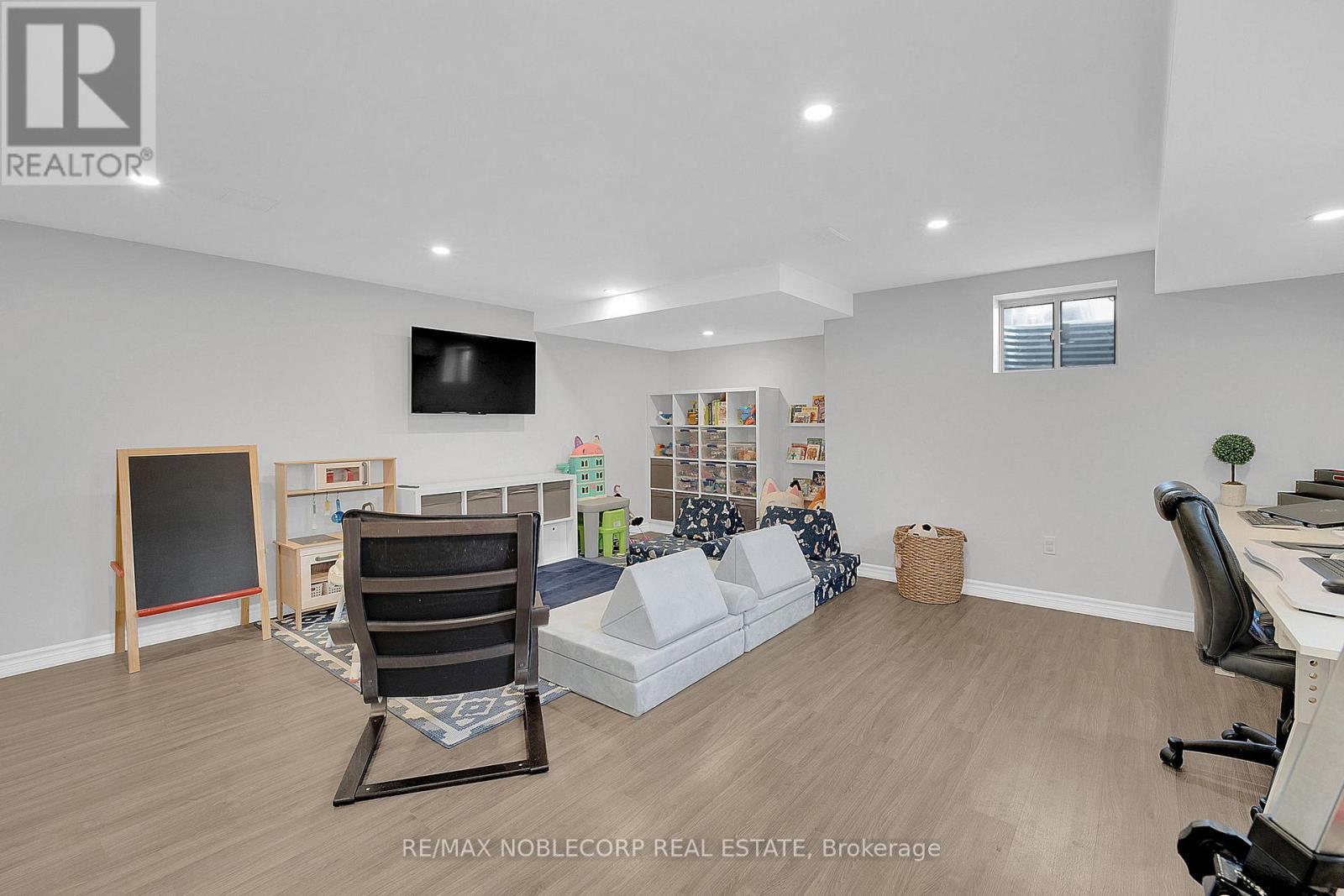 40 Sharpe Crescent, New Tecumseth (Tottenham), Ontario  L0G 1W0 - Photo 29 - N12860286