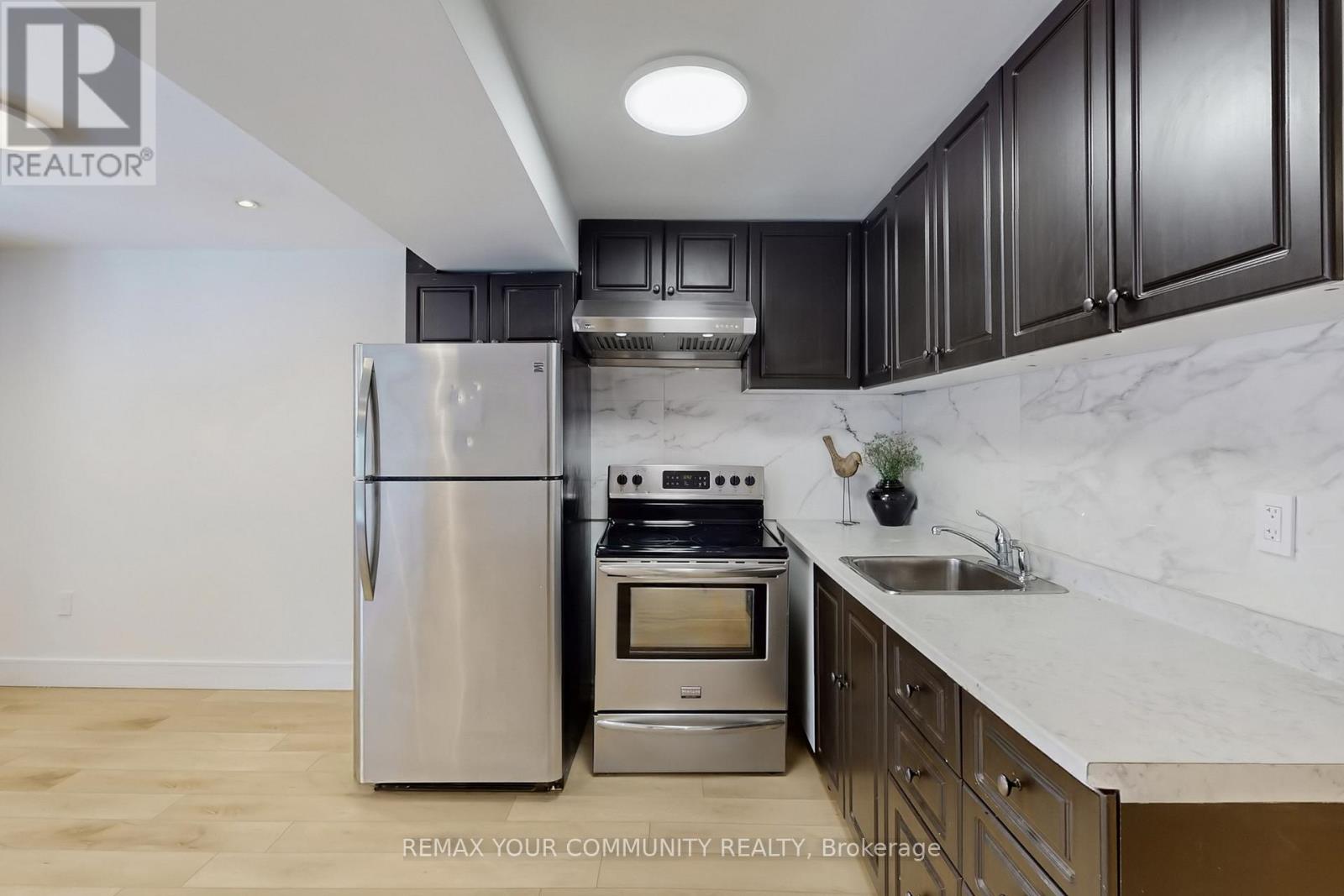 Bsmt - 25 Bache Avenue, Georgina (Keswick South), Ontario  L4P 0C7 - Photo 9 - N12861768