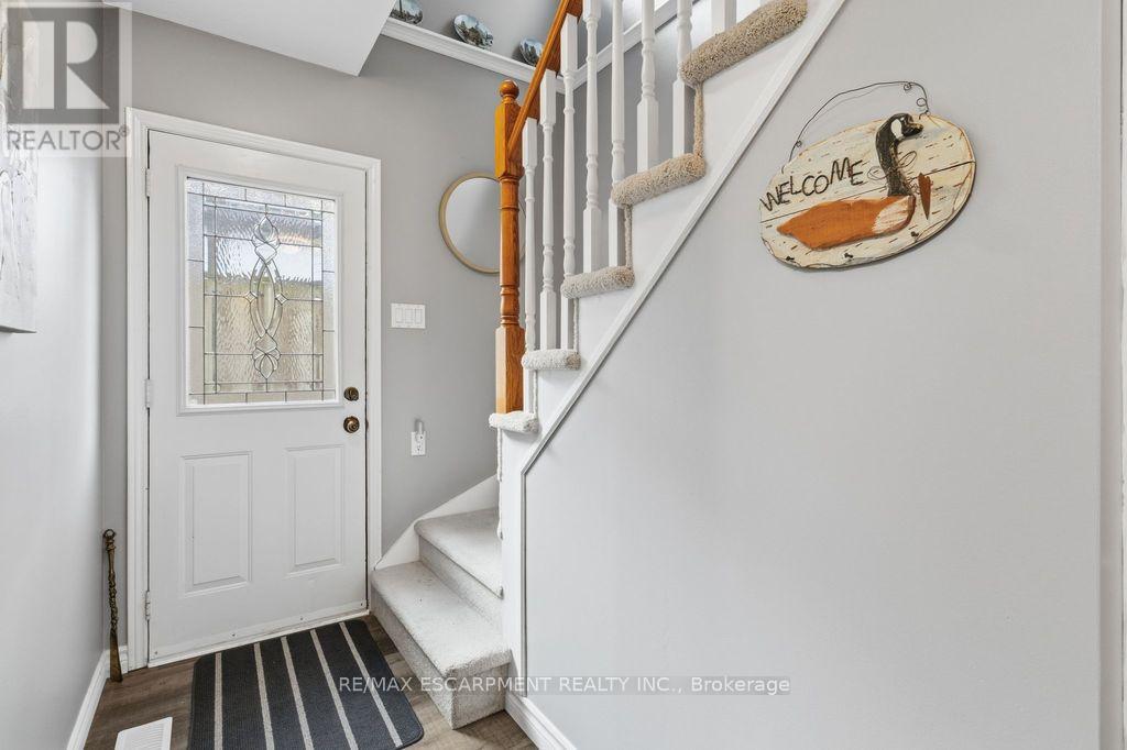 5119 Cherryhill Crescent, Burlington, Ontario  L7L 4B8 - Photo 34 - W12728572