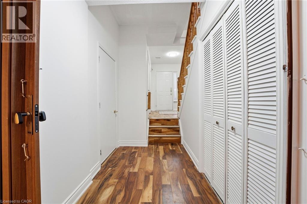 1983 W Main Street W Unit# 15, Hamilton, Ontario  L8S 4R3 - Photo 7 - 40810640