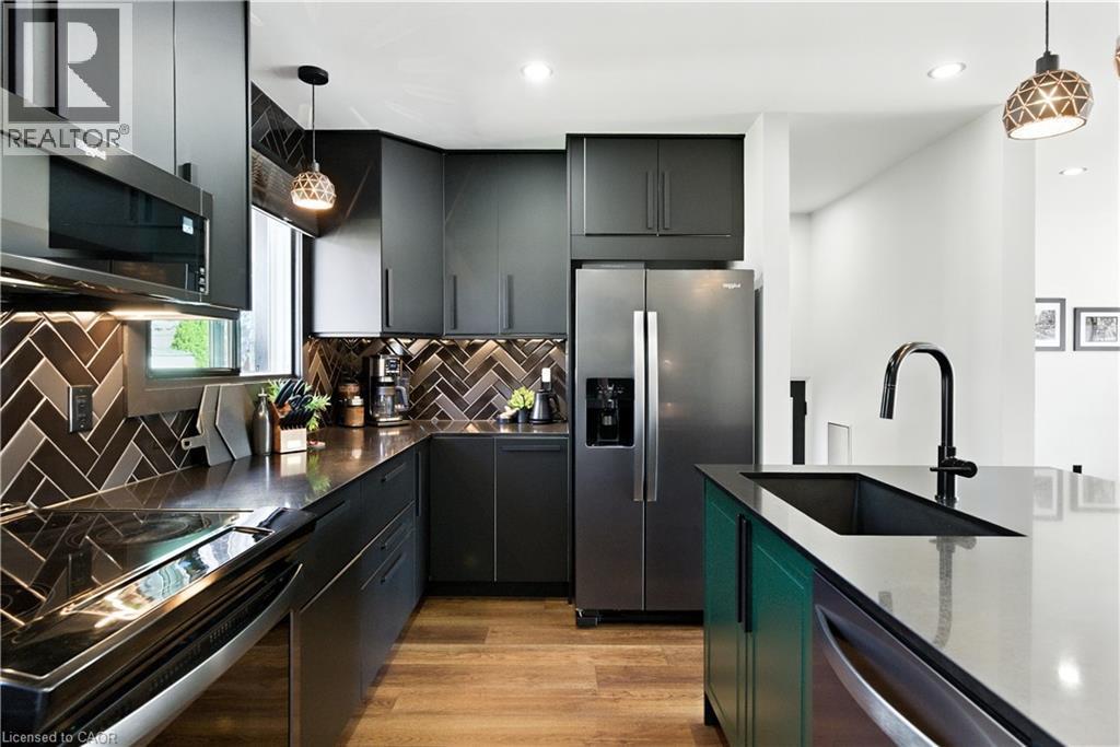 30 Cloke Court, Hamilton, Ontario  L8T 1N5 - Photo 11 - 40810628