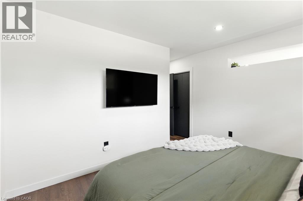 30 Cloke Court, Hamilton, Ontario  L8T 1N5 - Photo 22 - 40810628