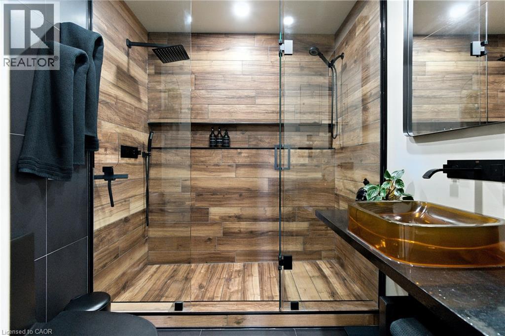 30 Cloke Court, Hamilton, Ontario  L8T 1N5 - Photo 25 - 40810628