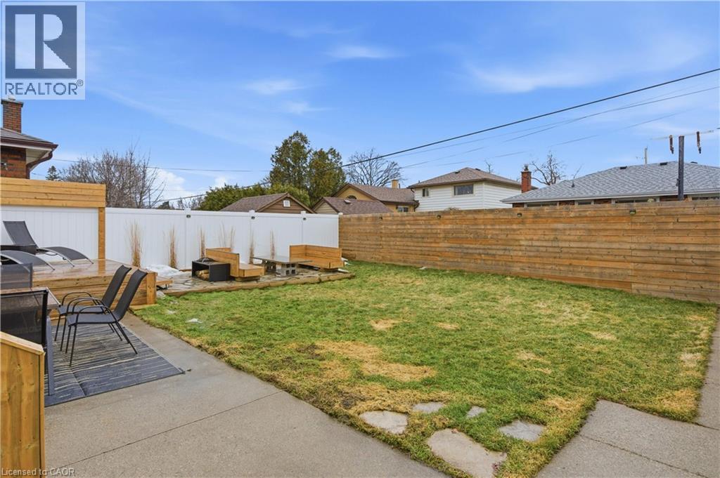 30 Cloke Court, Hamilton, Ontario  L8T 1N5 - Photo 41 - 40810628