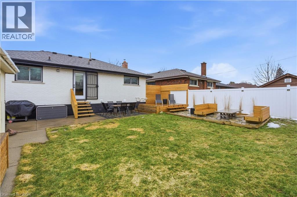 30 Cloke Court, Hamilton, Ontario  L8T 1N5 - Photo 42 - 40810628