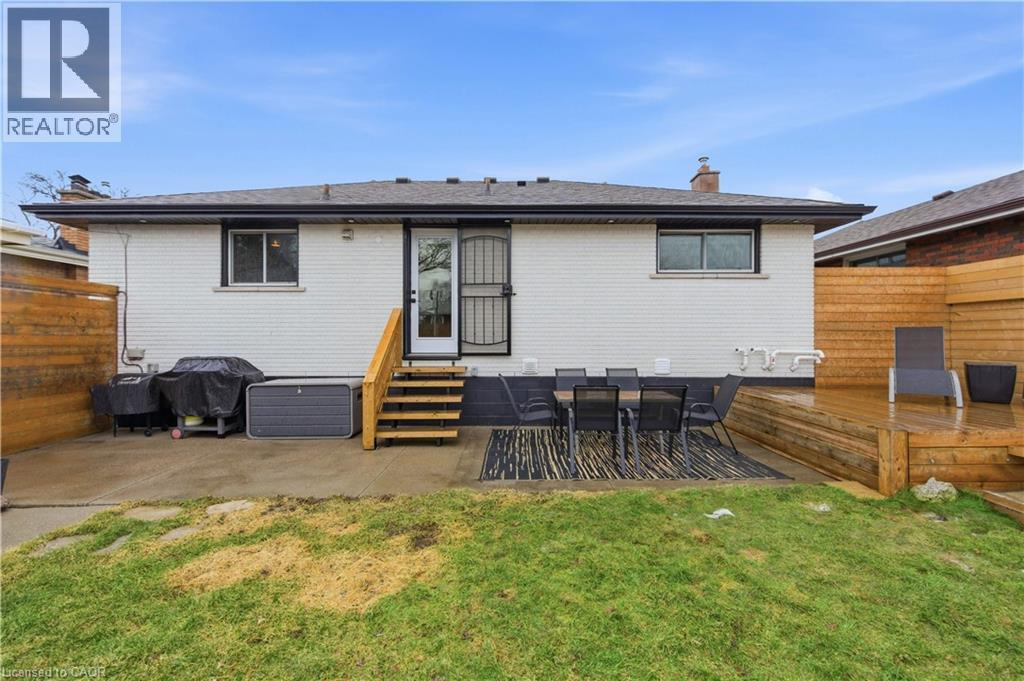 30 Cloke Court, Hamilton, Ontario  L8T 1N5 - Photo 46 - 40810628