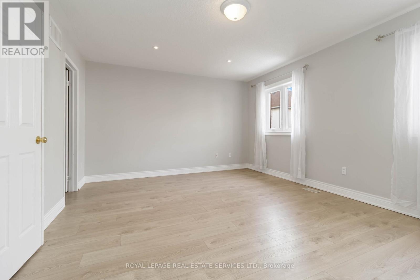 2400 Bankside Drive, Mississauga, Ontario  L5M 6E6 - Photo 19 - W12848450