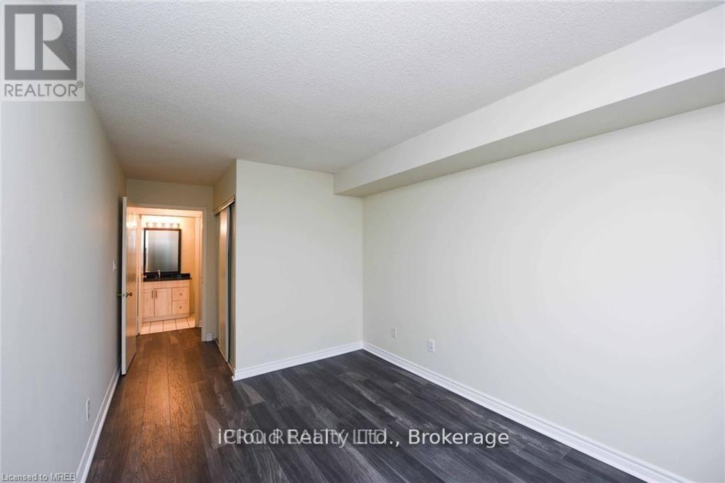 1706 - 135 Hillcrest Avenue, Mississauga (Cooksville), Ontario  L5B 4B1 - Photo 22 - W12858578