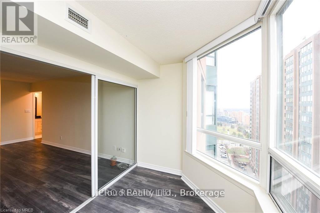 1706 - 135 Hillcrest Avenue, Mississauga (Cooksville), Ontario  L5B 4B1 - Photo 25 - W12858578