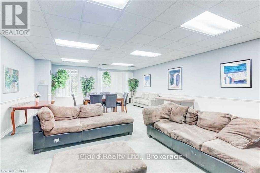 1706 - 135 Hillcrest Avenue, Mississauga (Cooksville), Ontario  L5B 4B1 - Photo 27 - W12858578