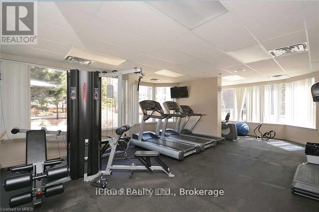 1706 - 135 Hillcrest Avenue, Mississauga (Cooksville), Ontario  L5B 4B1 - Photo 32 - W12858578