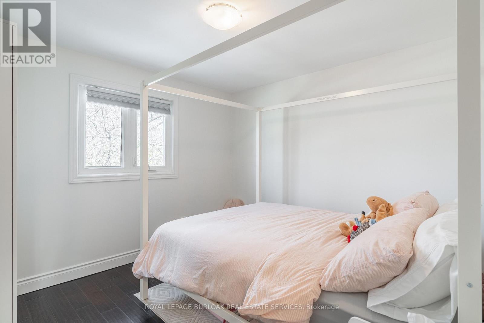 5042 Brady Avenue, Burlington (Appleby), Ontario  L7L 3X6 - Photo 14 - W12861420