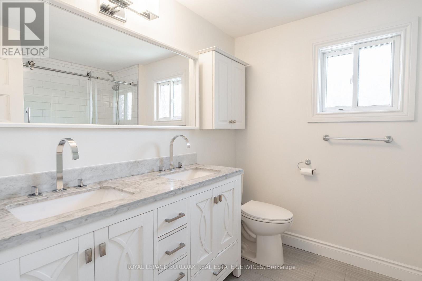 5042 Brady Avenue, Burlington (Appleby), Ontario  L7L 3X6 - Photo 21 - W12861420