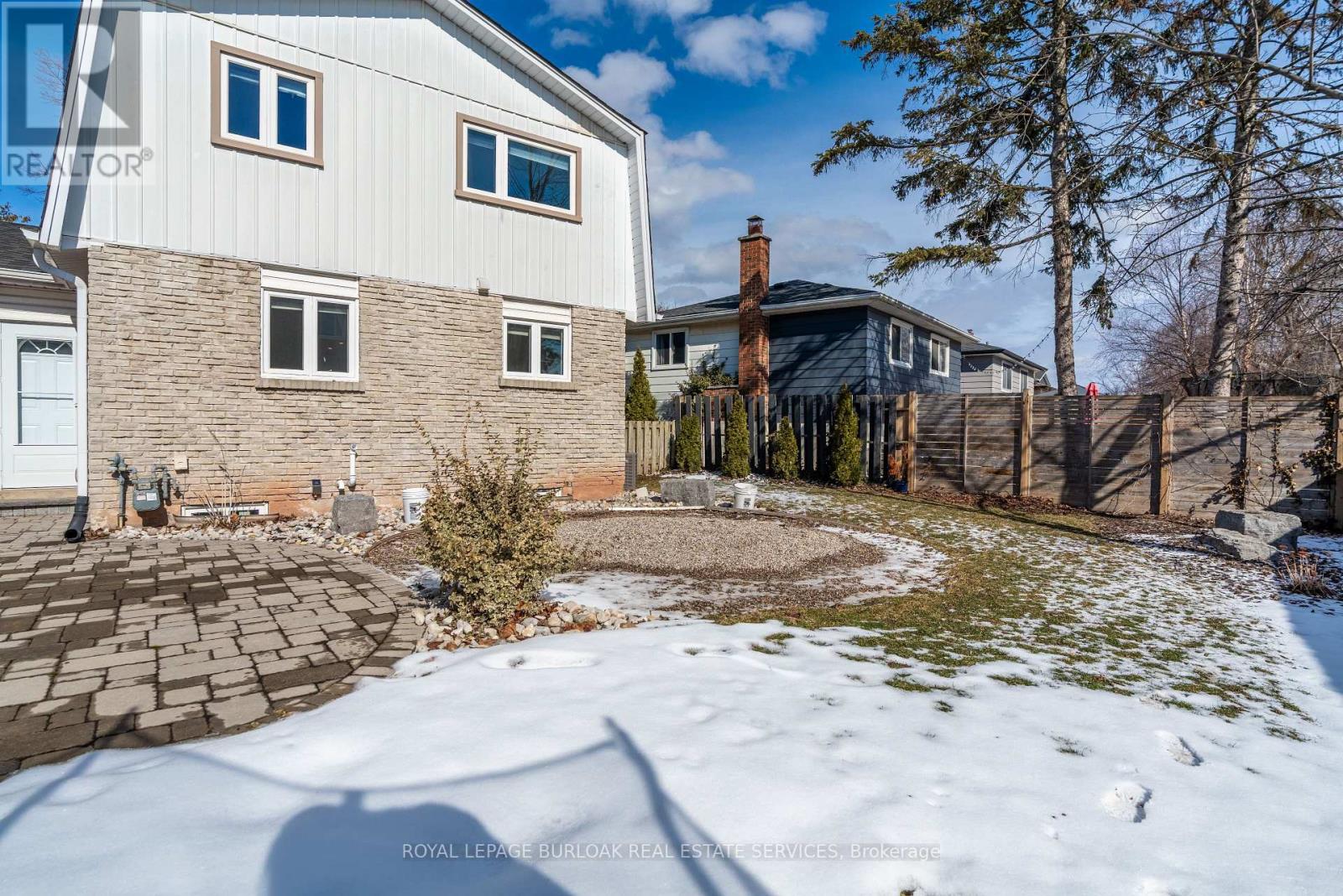 5042 Brady Avenue, Burlington (Appleby), Ontario  L7L 3X6 - Photo 26 - W12861420