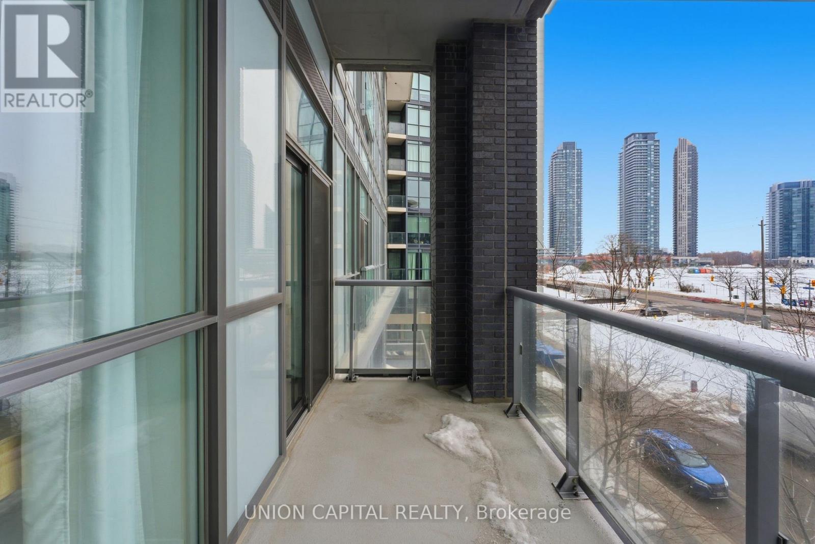 305 - 56 Annie Craig Drive, Toronto (Mimico), Ontario  M8V 0C8 - Photo 10 - W12861428