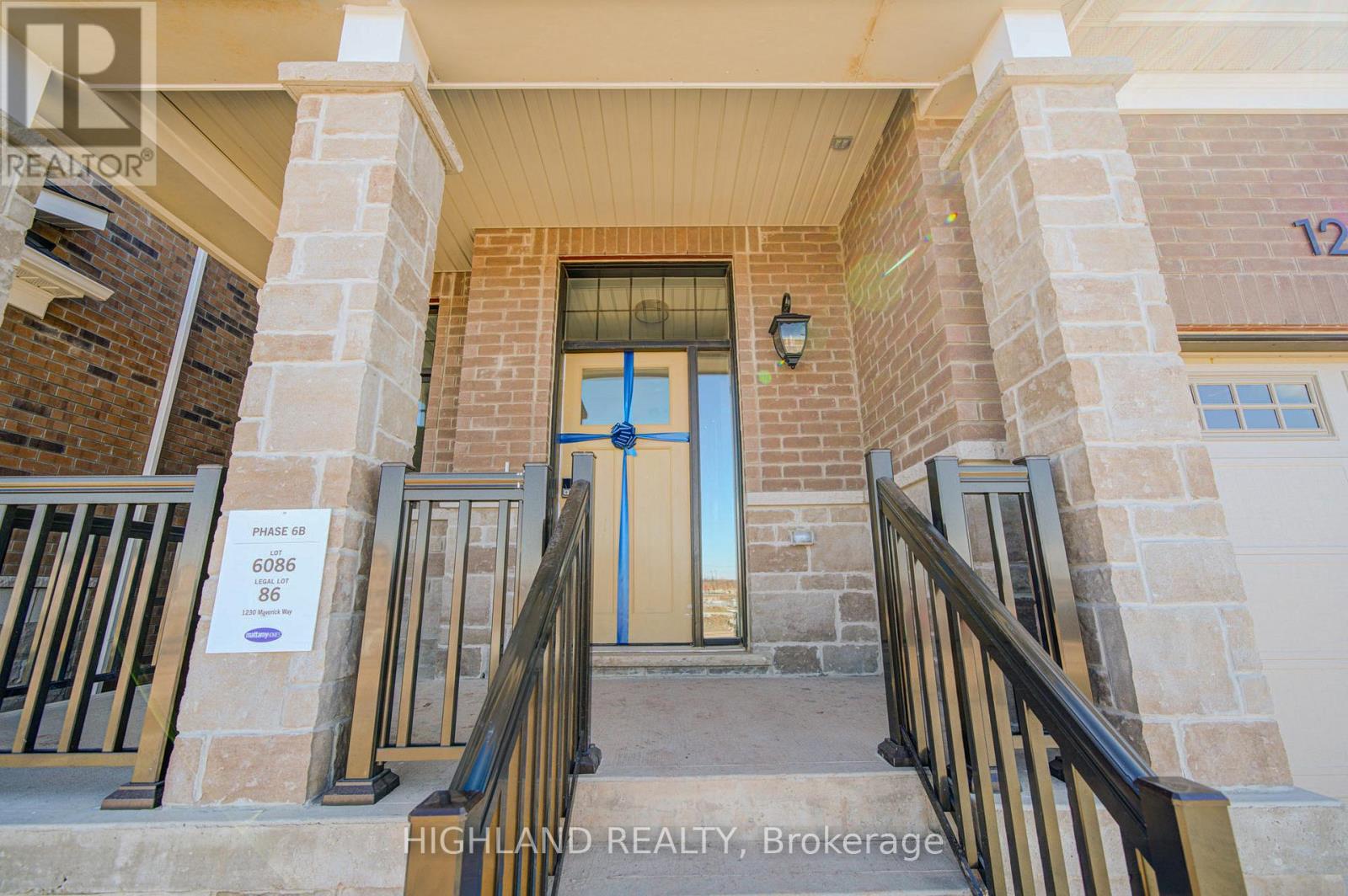 1230 Maverick Way, Oakville (Jm Joshua Meadows), Ontario  L6H 7G1 - Photo 2 - W12861434