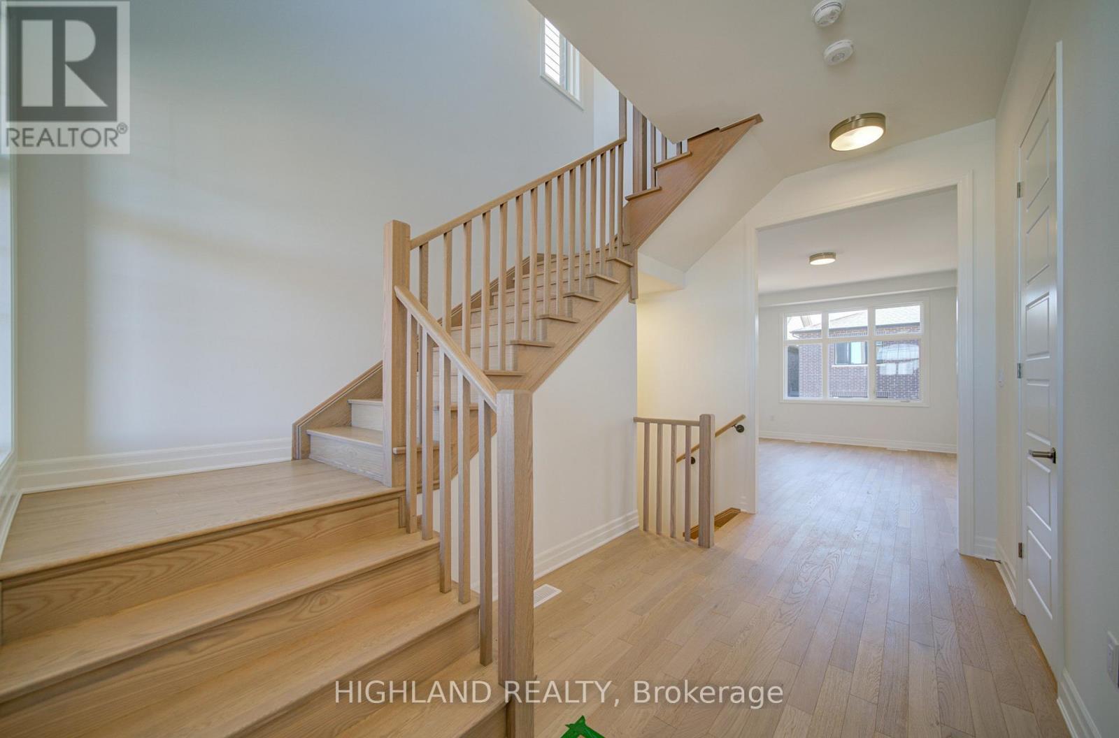 1230 Maverick Way, Oakville (Jm Joshua Meadows), Ontario  L6H 7G1 - Photo 4 - W12861434