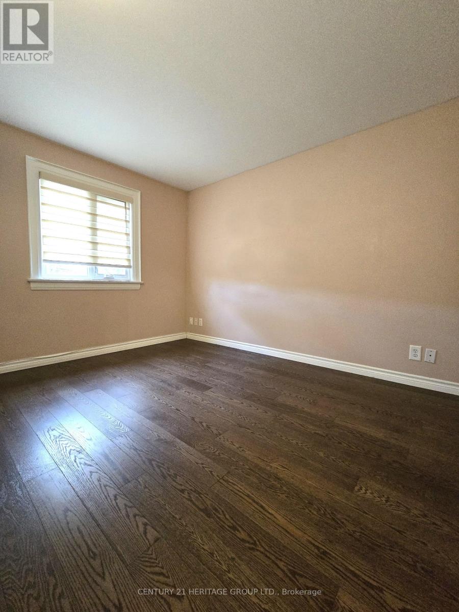 46 Mahoney Avenue, Toronto (Mount Dennis), Ontario  M6M 2H4 - Photo 20 - W12861440