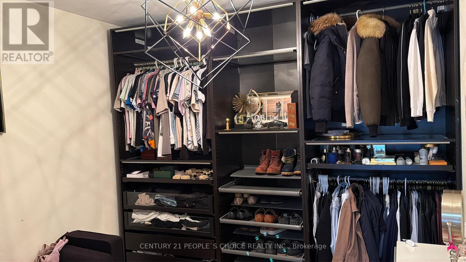 46 Abell Drive, Brampton (Madoc), Ontario  L6V 2V8 - Photo 10 - W12861464