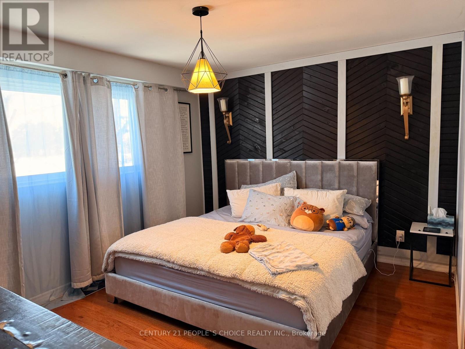 46 Abell Drive, Brampton (Madoc), Ontario  L6V 2V8 - Photo 9 - W12861464