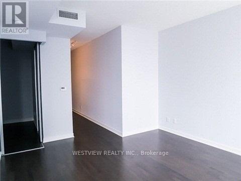 301 - 90 Park Lawn Road, Toronto (Mimico), Ontario  M8Y 0B5 - Photo 3 - W12861506