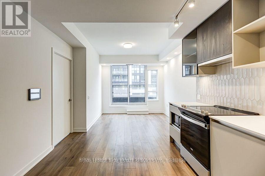 324 - 395 DUNDAS STREET W, oakville (go glenorchy), Ontario