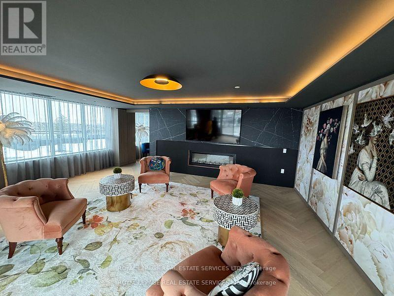 324 - 395 Dundas Street W, Oakville (Go Glenorchy), Ontario  L8M 4M2 - Photo 14 - W12861528