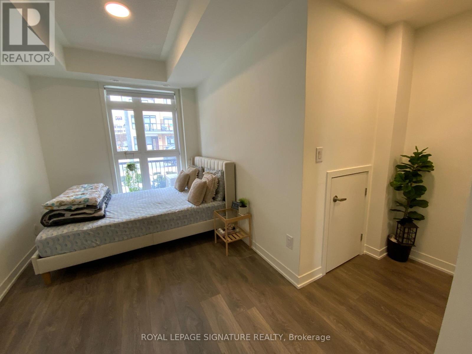 P101 - 145 Canon Jackson Drive, Toronto (Beechborough-Greenbrook), Ontario  M6M 0E1 - Photo 8 - W12861546