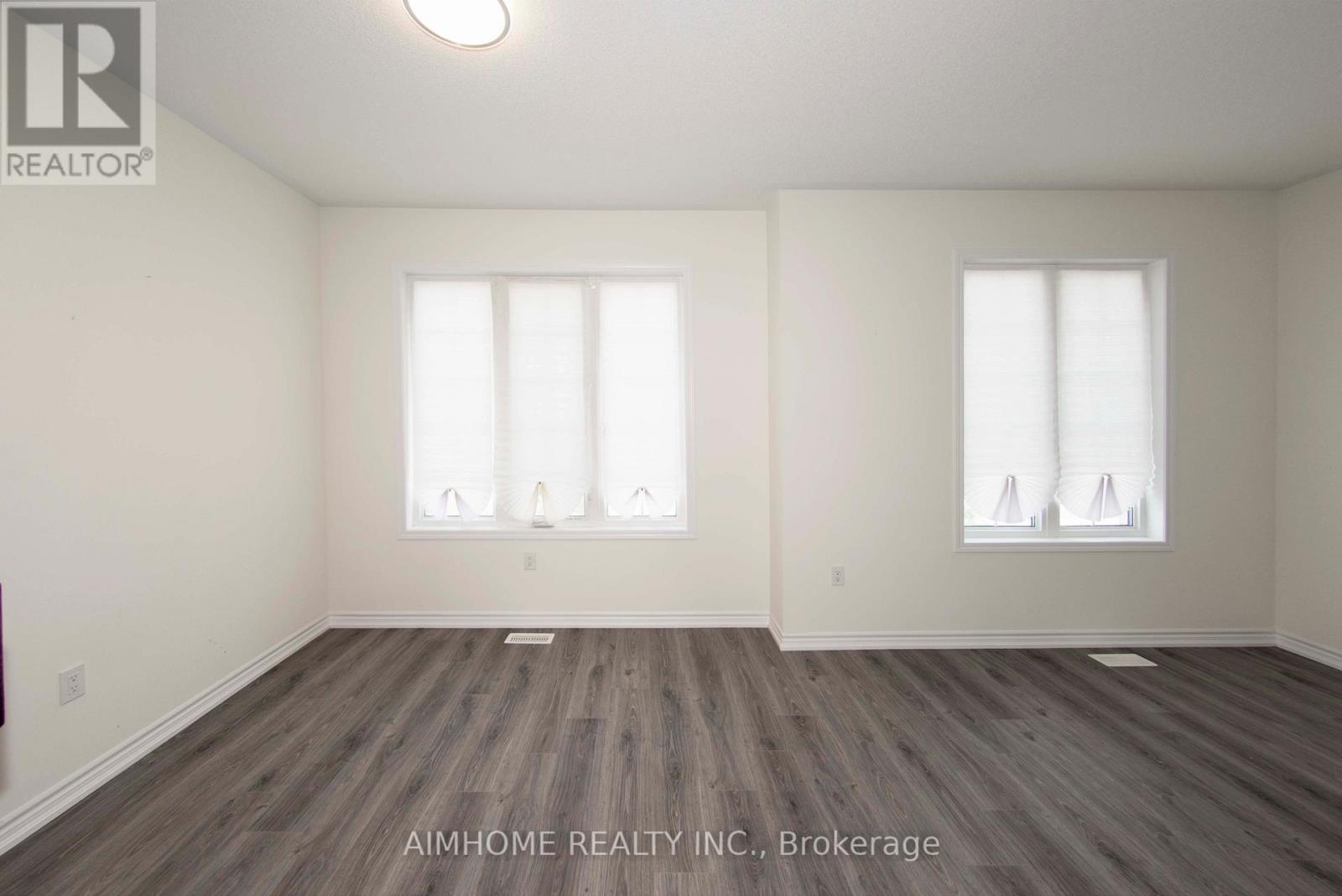 129 Stork Street, Oakville (Go Glenorchy), Ontario  L6H 0X8 - Photo 11 - W12861614