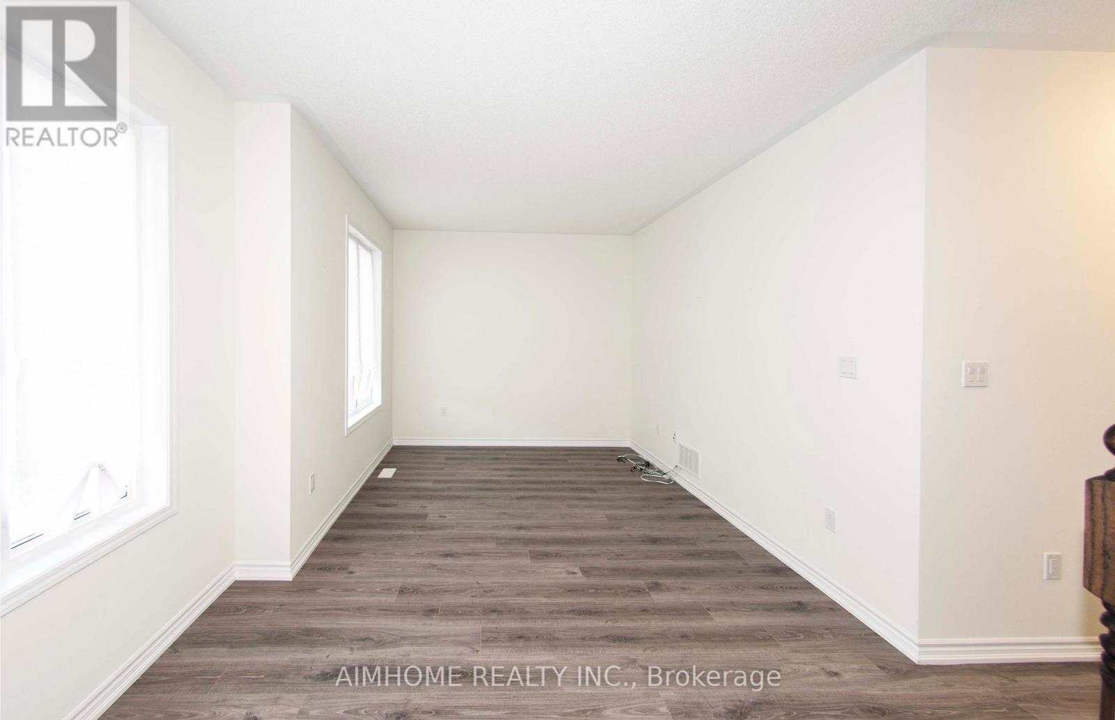 129 Stork Street, Oakville (Go Glenorchy), Ontario  L6H 0X8 - Photo 12 - W12861614