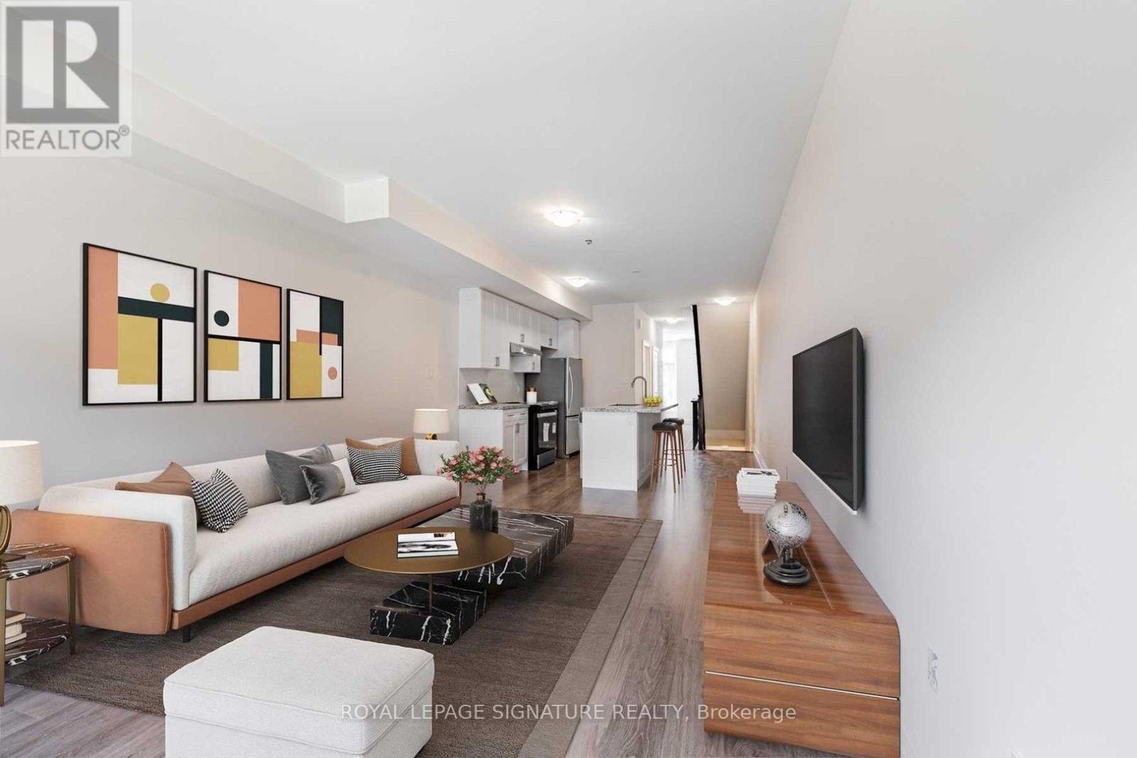 Upper - 61 Creekbank Road, Toronto (Rustic), Ontario  M6L 0A3 - Photo 2 - W12861644