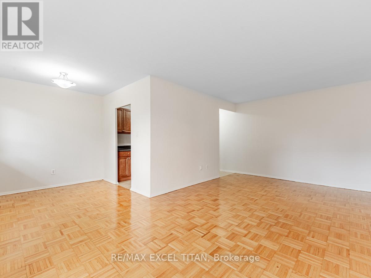 514 - 1524 Lawrence Avenue W, Toronto (Maple Leaf), Ontario  M6L 1B7 - Photo 2 - W12861646