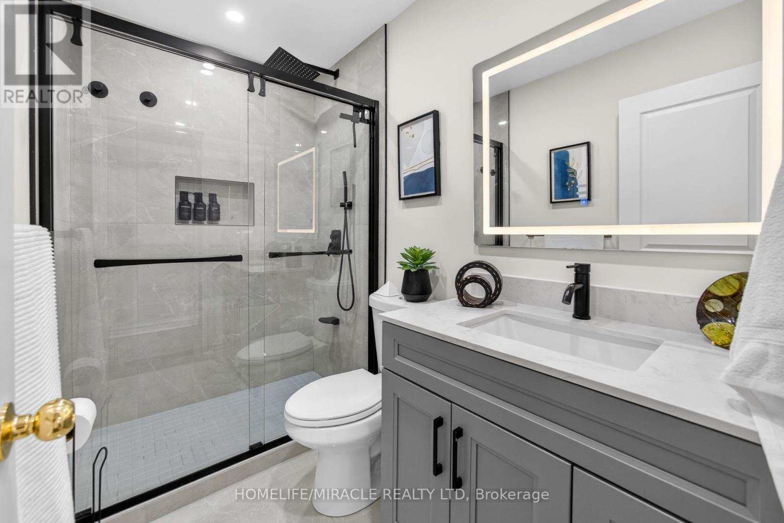 9 Baby Pointe Trail, Brampton (Northwest Brampton), Ontario  L7A 0W1 - Photo 30 - W12861714