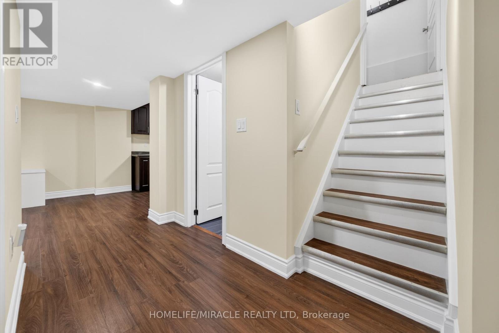 9 Baby Pointe Trail, Brampton (Northwest Brampton), Ontario  L7A 0W1 - Photo 37 - W12861714